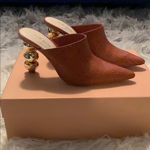 Cult Gaia Penelope mules in color “Spice”
